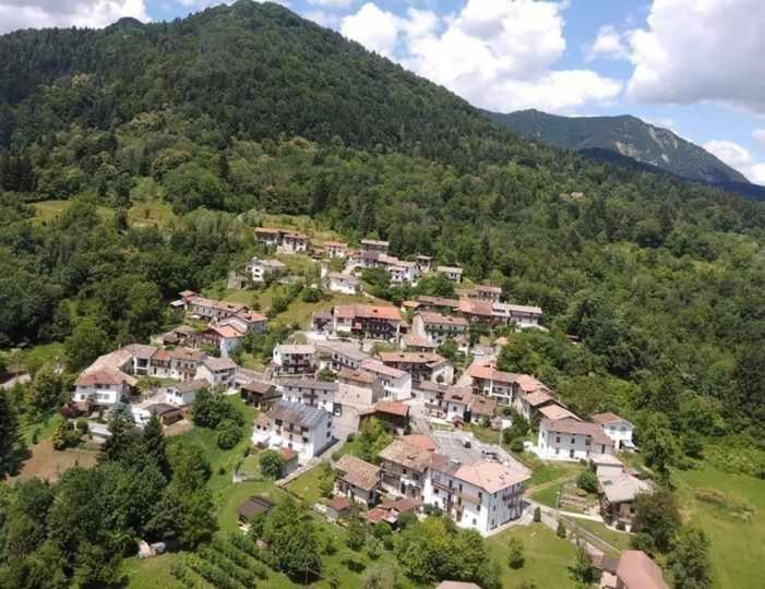 Casa Vacanze Il Bearc Feltrone Luaran gambar